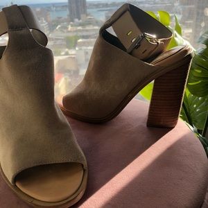 Like-New Marc Fisher Suede Summer Heels | Size 8